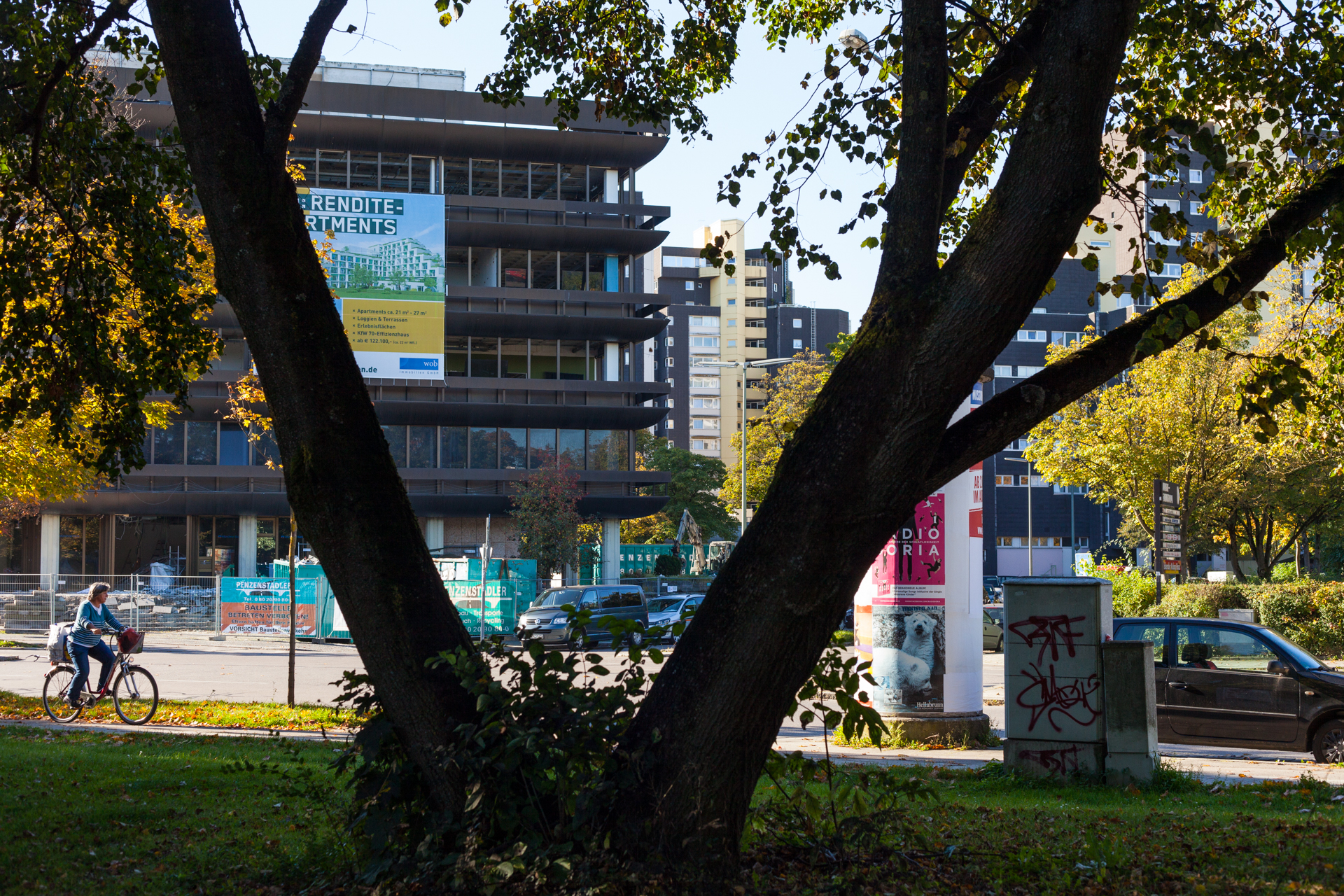 Neuperlacher Studentenwohnheim am Peschelanger und Karl-Marx-Ring