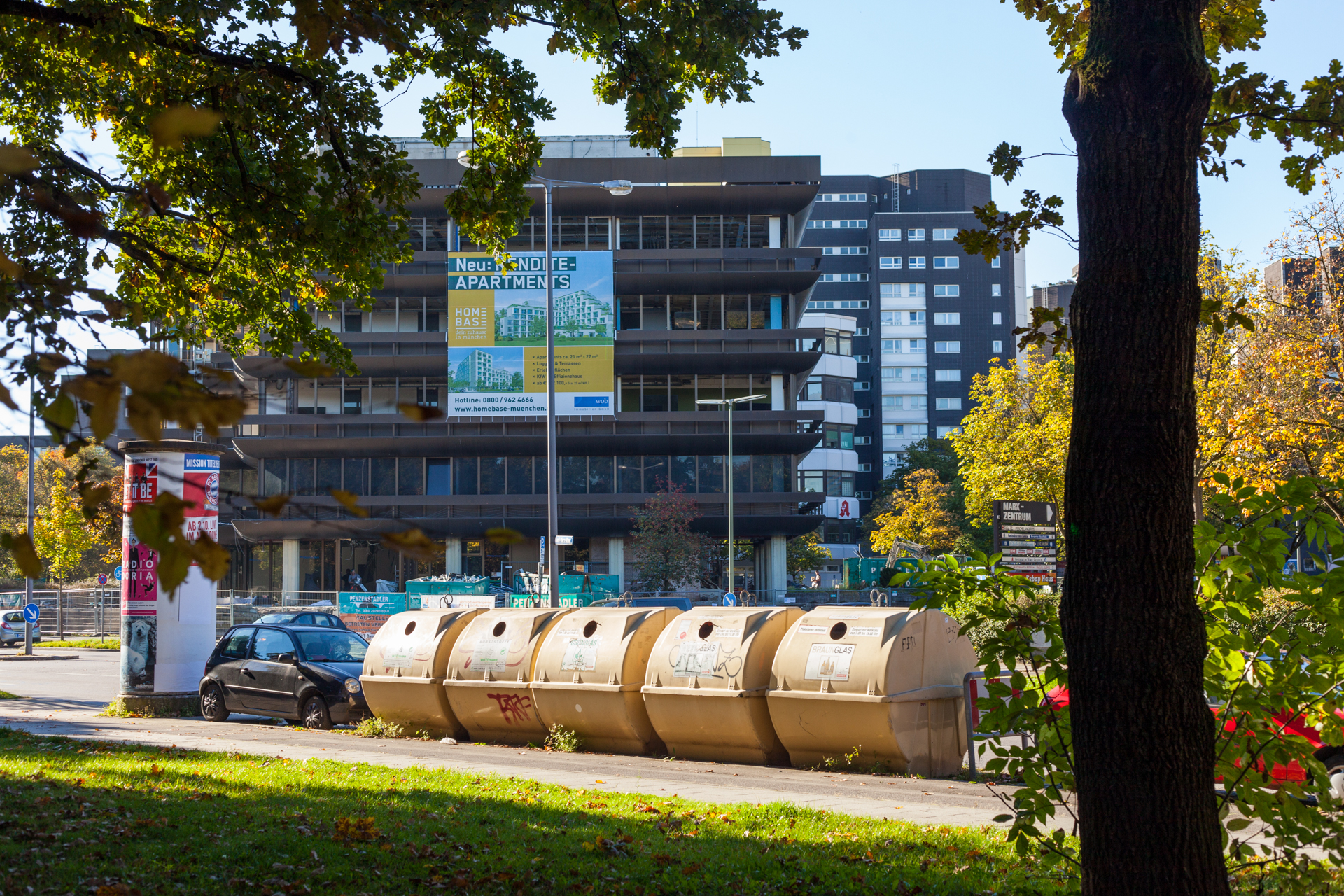Neuperlacher Studentenwohnheim am Peschelanger und Karl-Marx-Ring