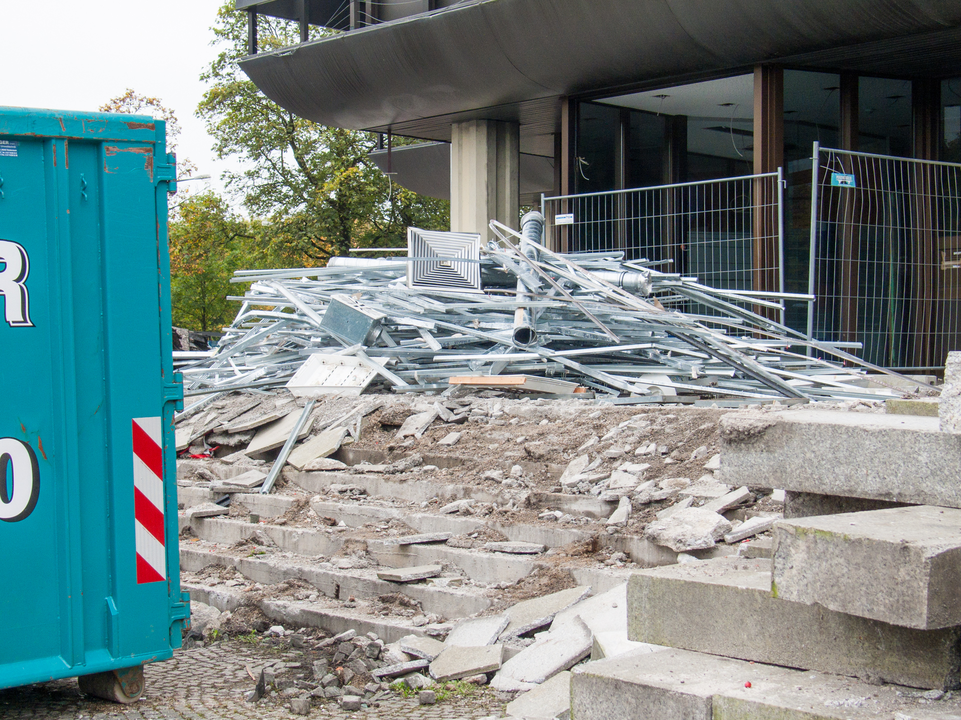 Neuperlacher Studentenwohnheim am Peschelanger und Karl-Marx-Ring