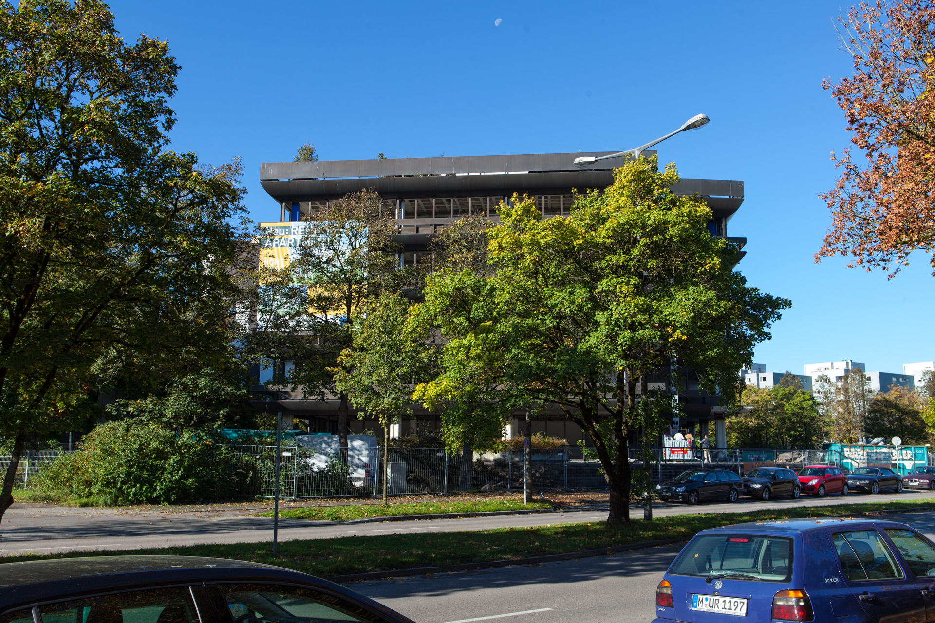 Neuperlacher Studentenwohnheim am Peschelanger und Karl-Marx-Ring