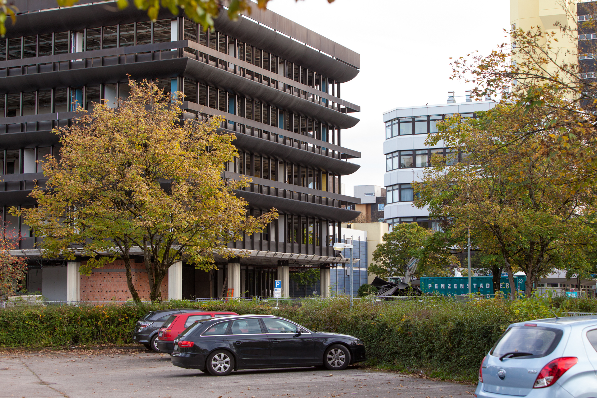 Neuperlacher Studentenwohnheim am Peschelanger und Karl-Marx-Ring
