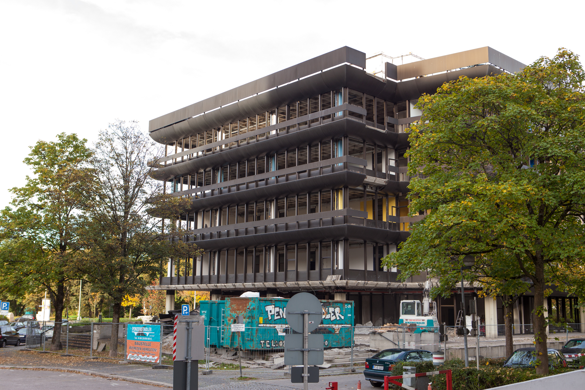 Neuperlacher Studentenwohnheim am Peschelanger und Karl-Marx-Ring