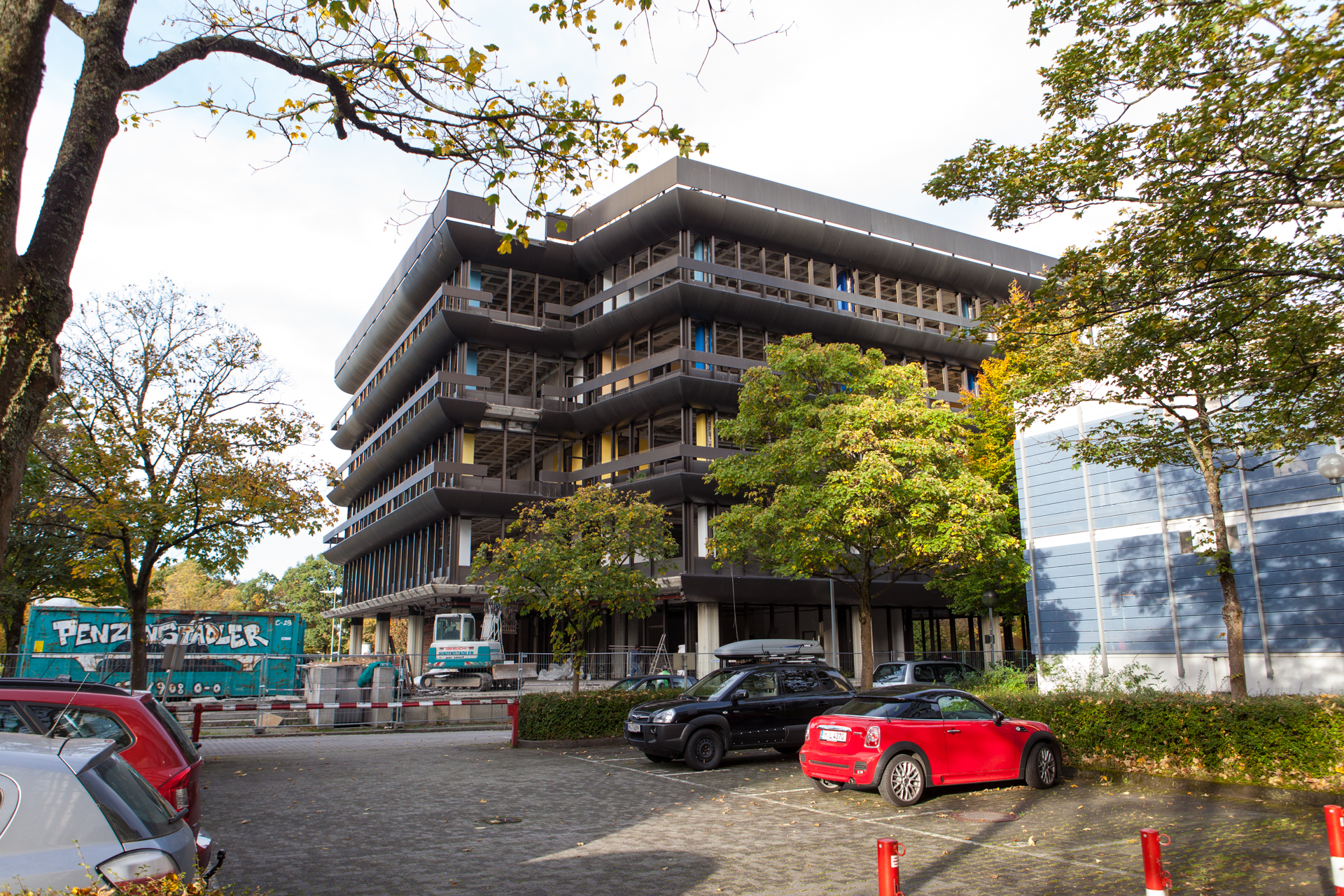 Neuperlacher Studentenwohnheim am Peschelanger und Karl-Marx-Ring