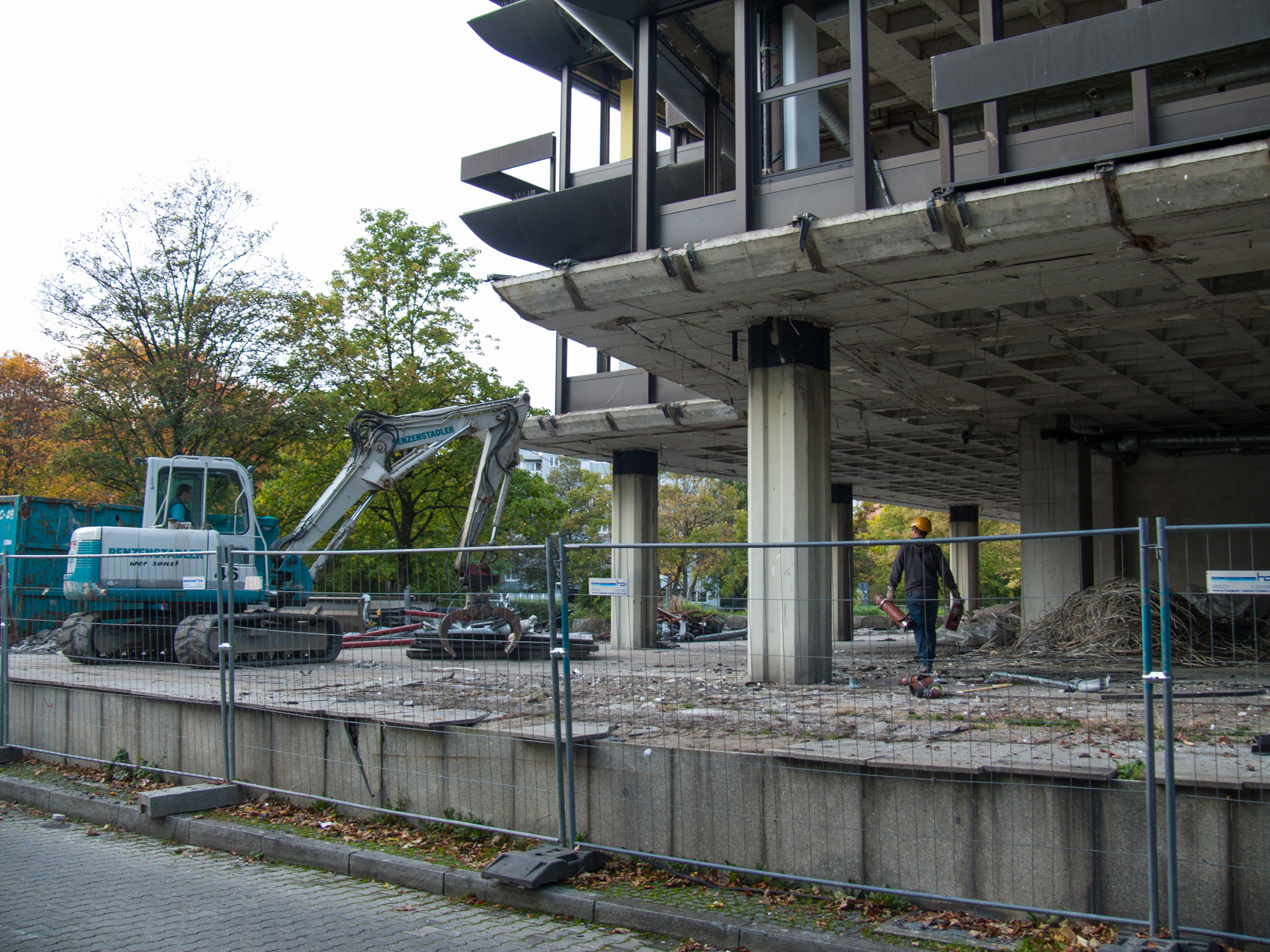 Neuperlacher Studentenwohnheim am Peschelanger und Karl-Marx-Ring