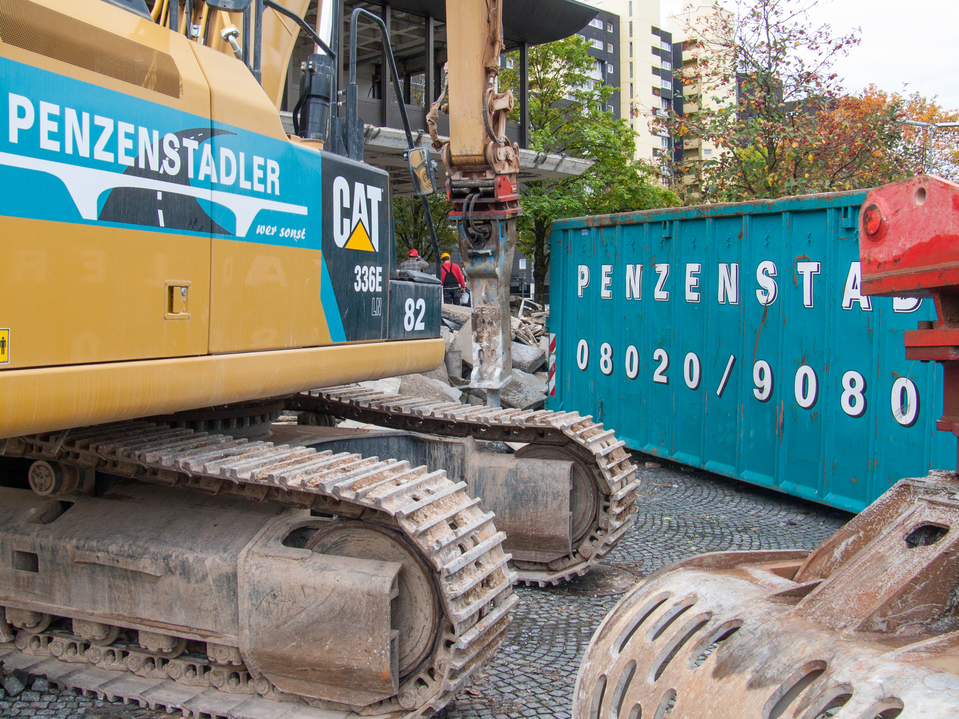 Neuperlacher Studentenwohnheim am Peschelanger und Karl-Marx-Ring