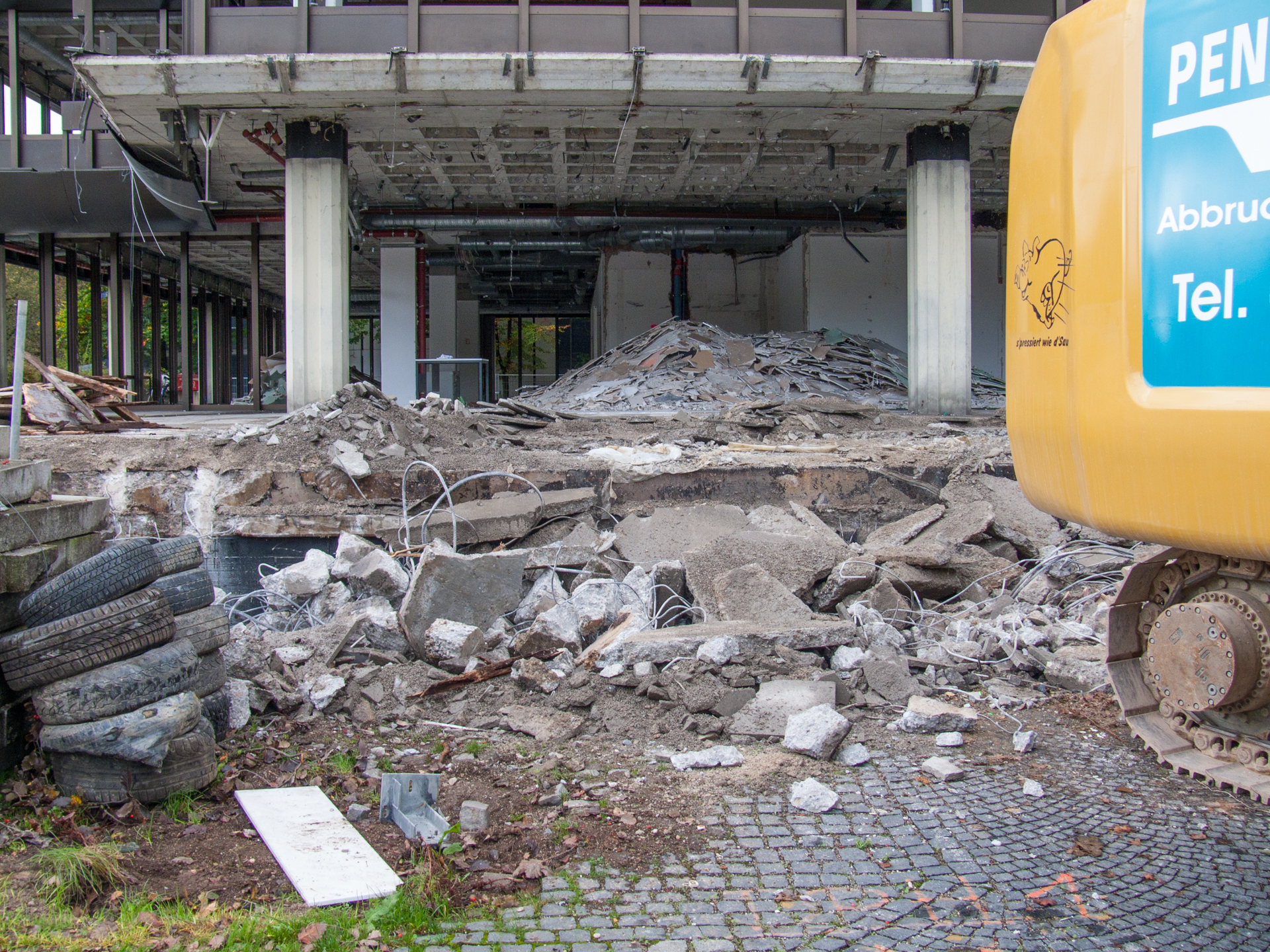 Neuperlacher Studentenwohnheim am Peschelanger und Karl-Marx-Ring