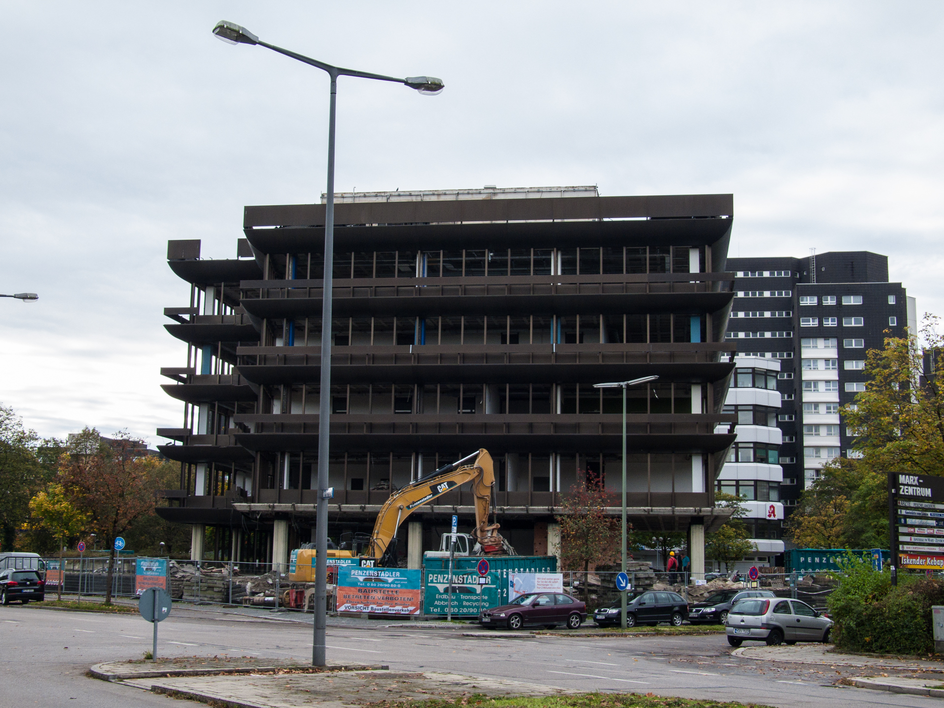 Neuperlacher Studentenwohnheim am Peschelanger und Karl-Marx-Ring