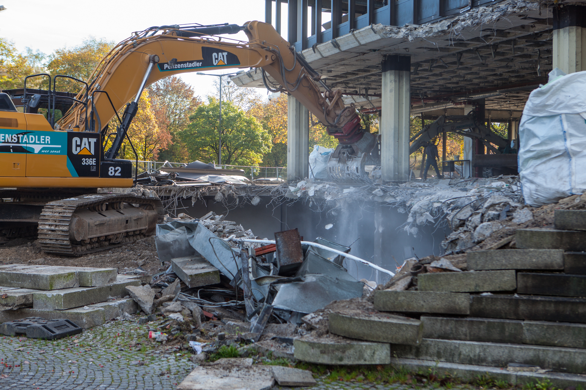 Neuperlacher Studentenwohnheim am Peschelanger und Karl-Marx-Ring