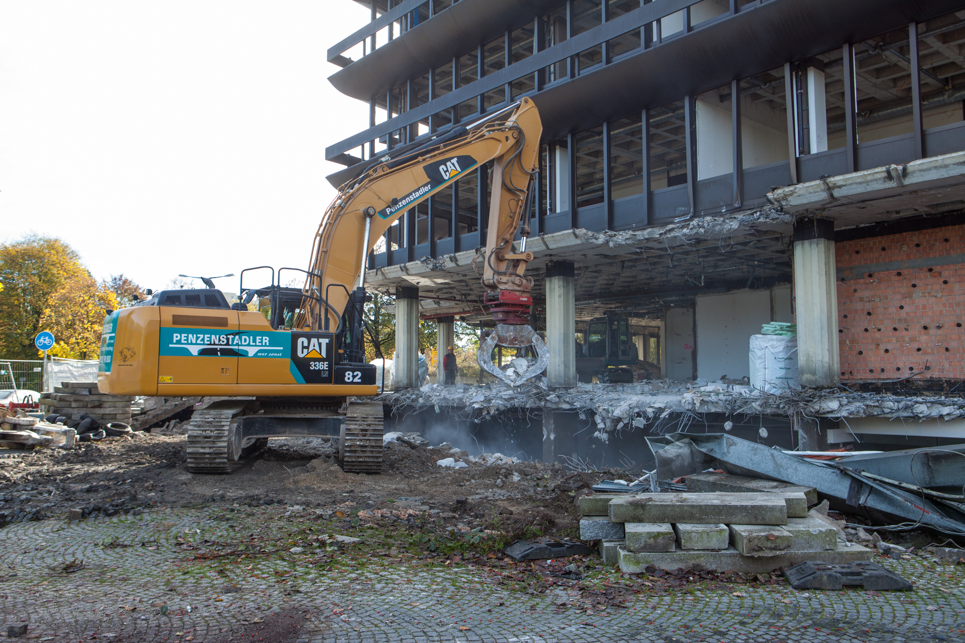 Neuperlacher Studentenwohnheim am Peschelanger und Karl-Marx-Ring