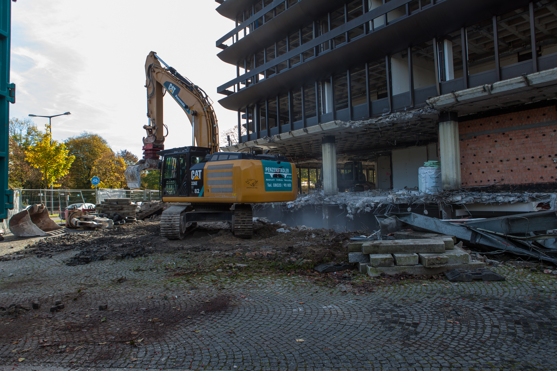Neuperlacher Studentenwohnheim am Peschelanger und Karl-Marx-Ring