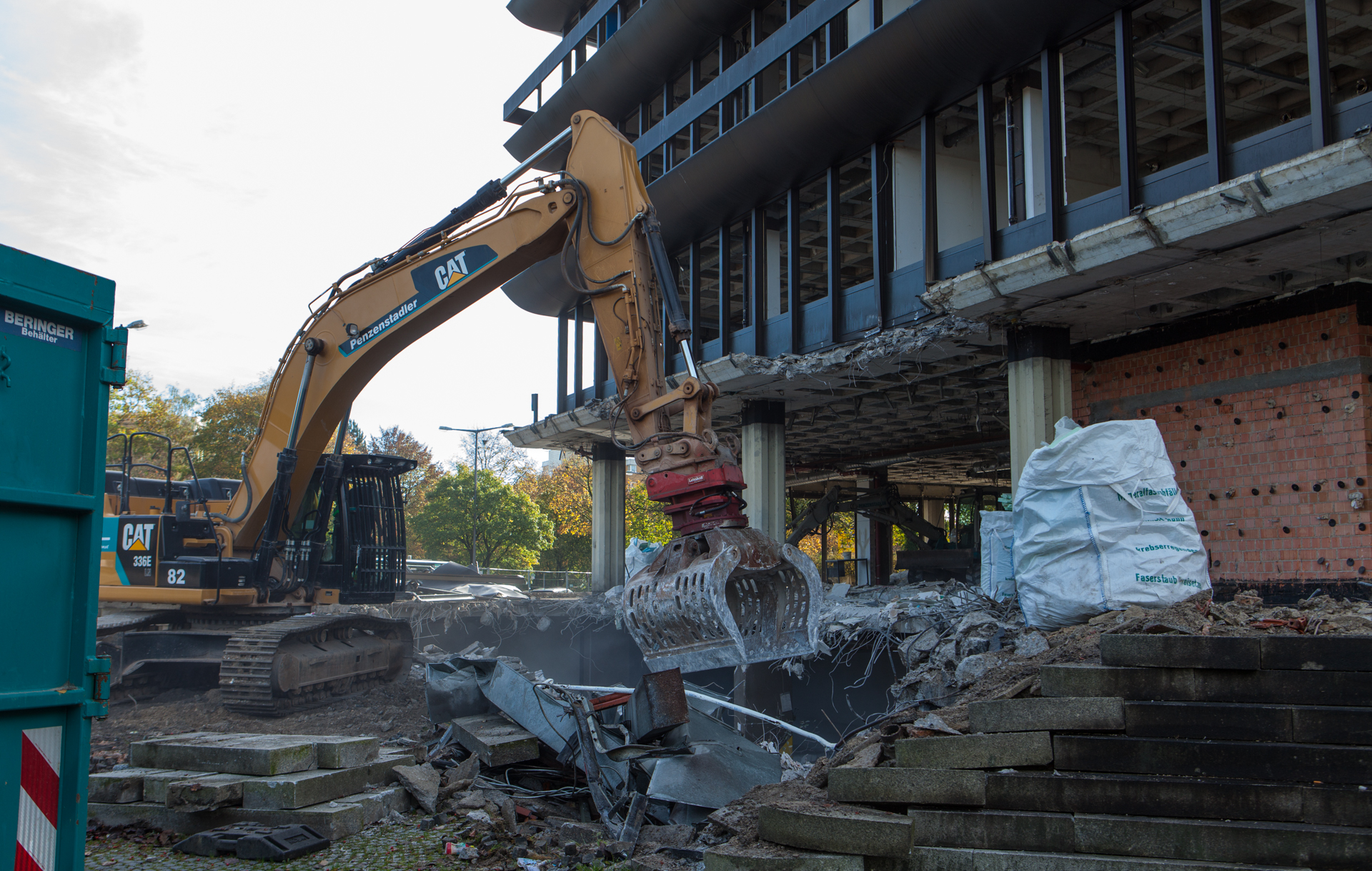 Neuperlacher Studentenwohnheim am Peschelanger und Karl-Marx-Ring