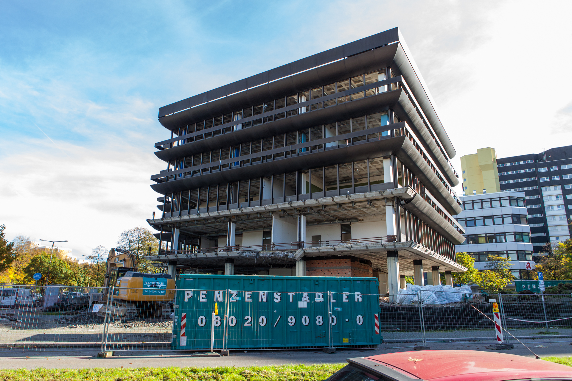 Neuperlacher Studentenwohnheim am Peschelanger und Karl-Marx-Ring