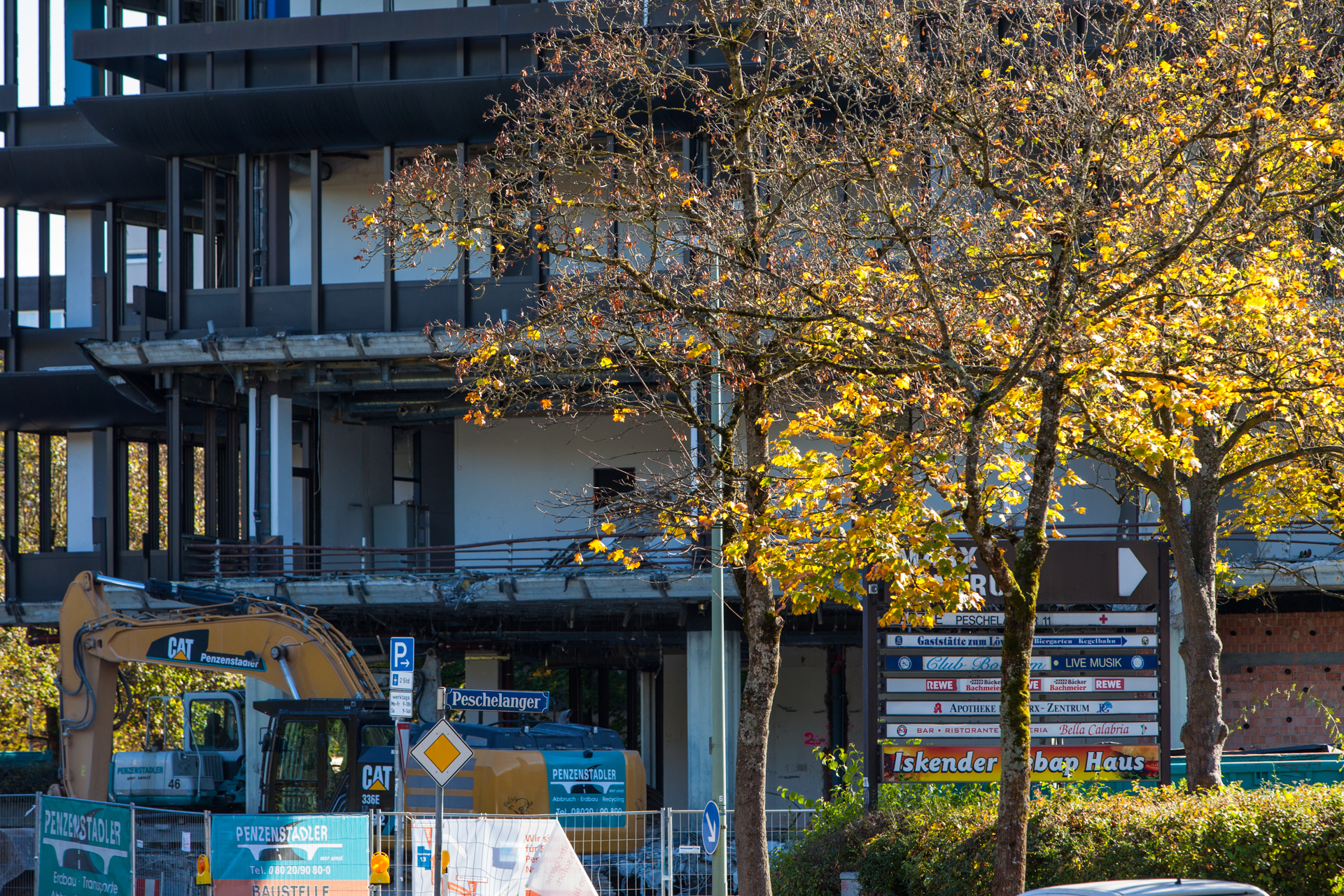 Neuperlacher Studentenwohnheim am Peschelanger und Karl-Marx-Ring