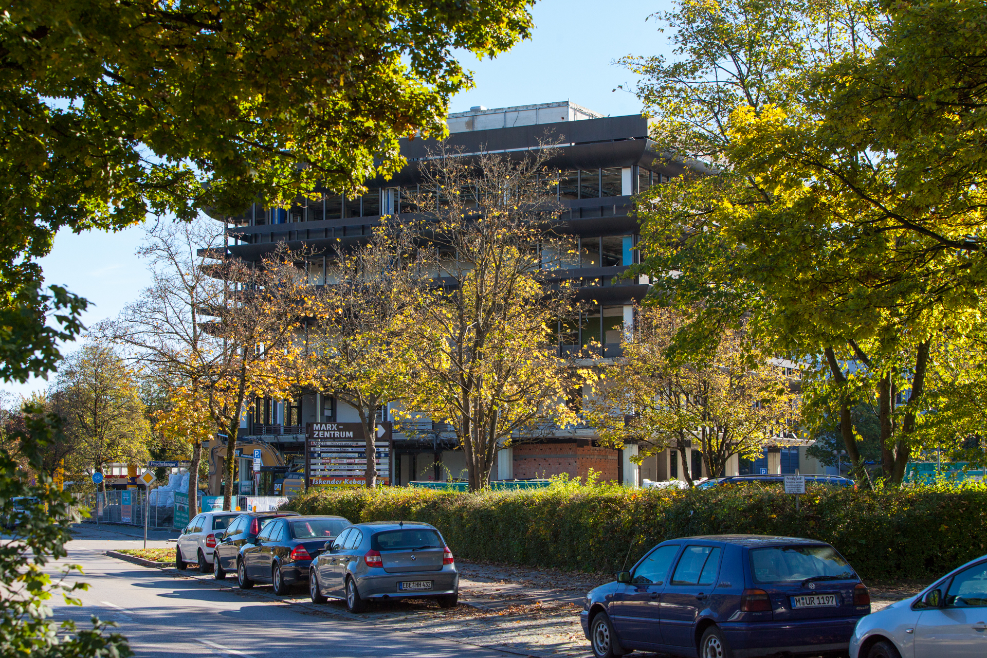Neuperlacher Studentenwohnheim am Peschelanger und Karl-Marx-Ring