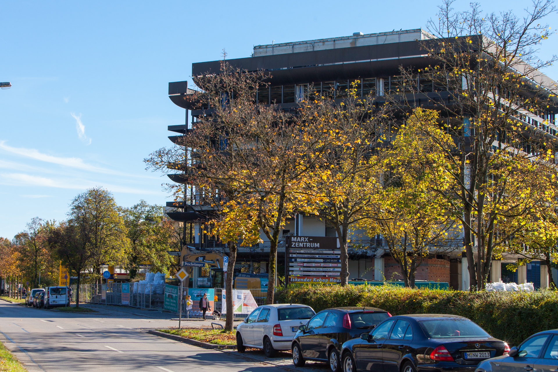 Neuperlacher Studentenwohnheim am Peschelanger und Karl-Marx-Ring