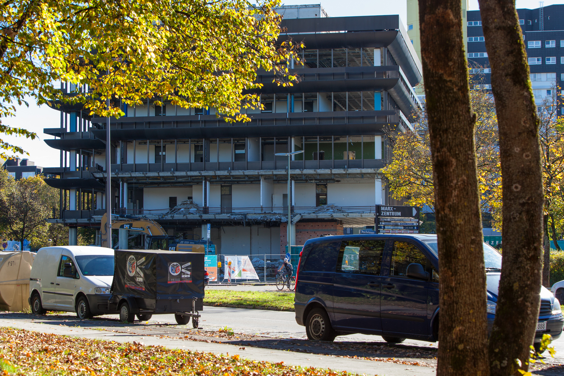Neuperlacher Studentenwohnheim am Peschelanger und Karl-Marx-Ring
