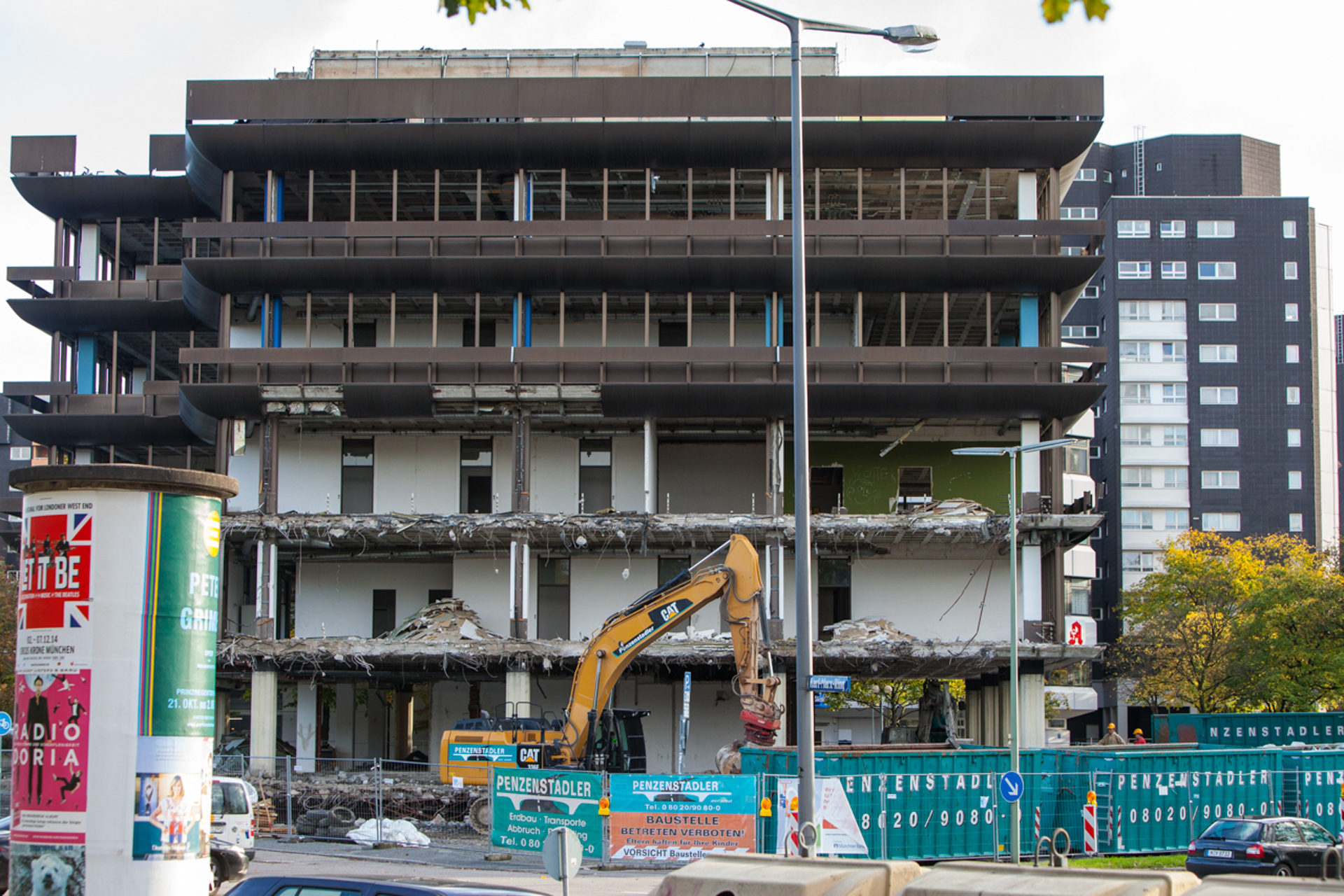 Neuperlacher Studentenwohnheim am Peschelanger und Karl-Marx-Ring