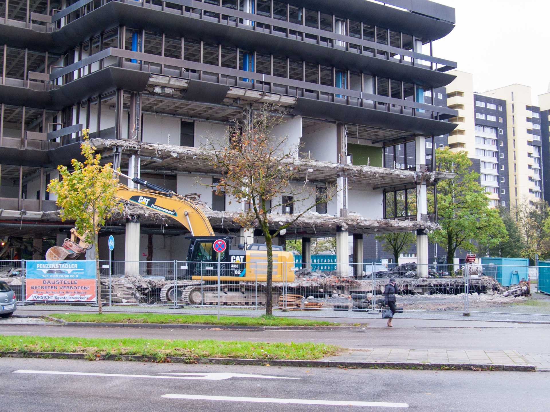 Neuperlacher Studentenwohnheim am Peschelanger und Karl-Marx-Ring