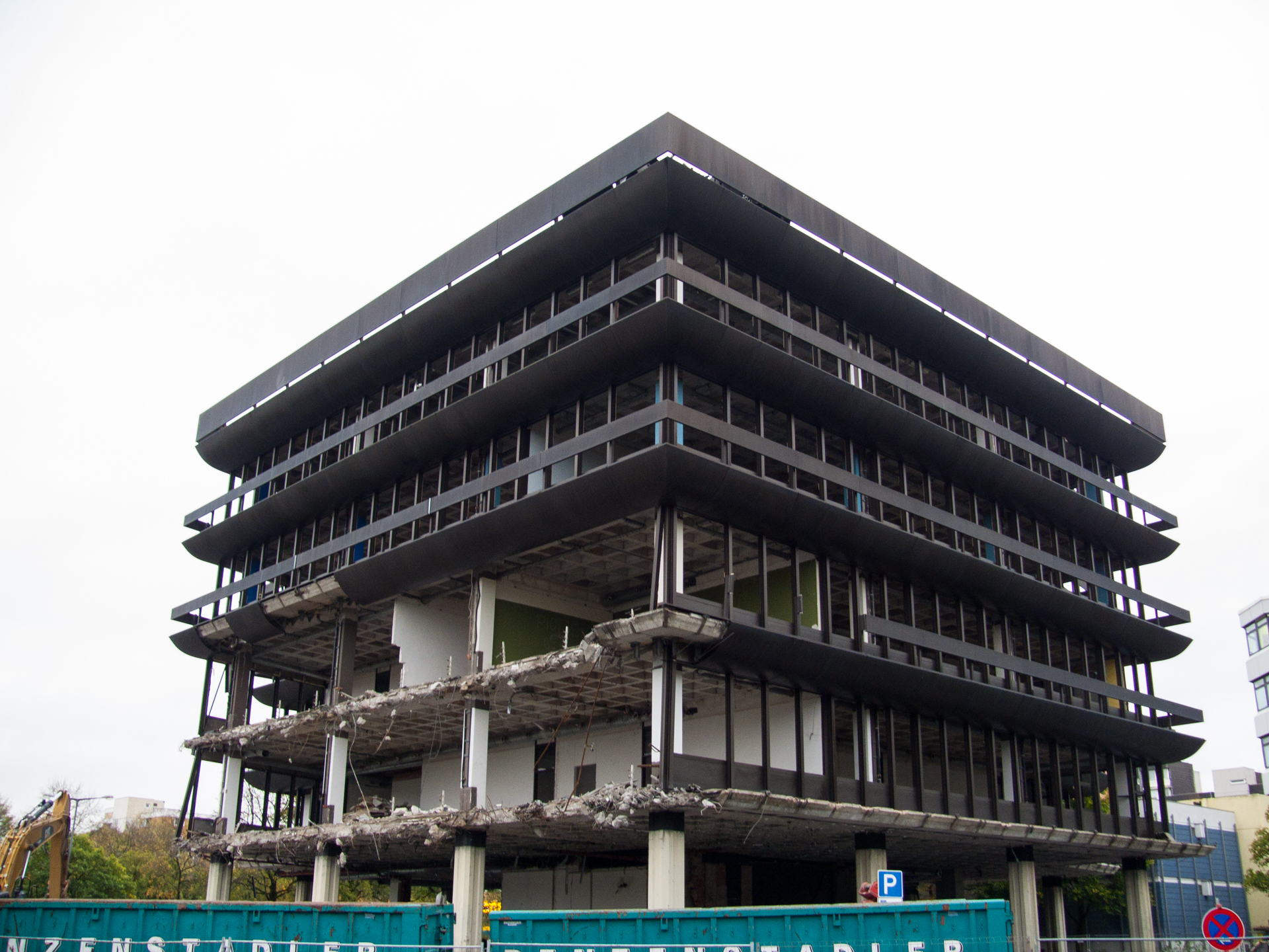Neuperlacher Studentenwohnheim am Peschelanger und Karl-Marx-Ring