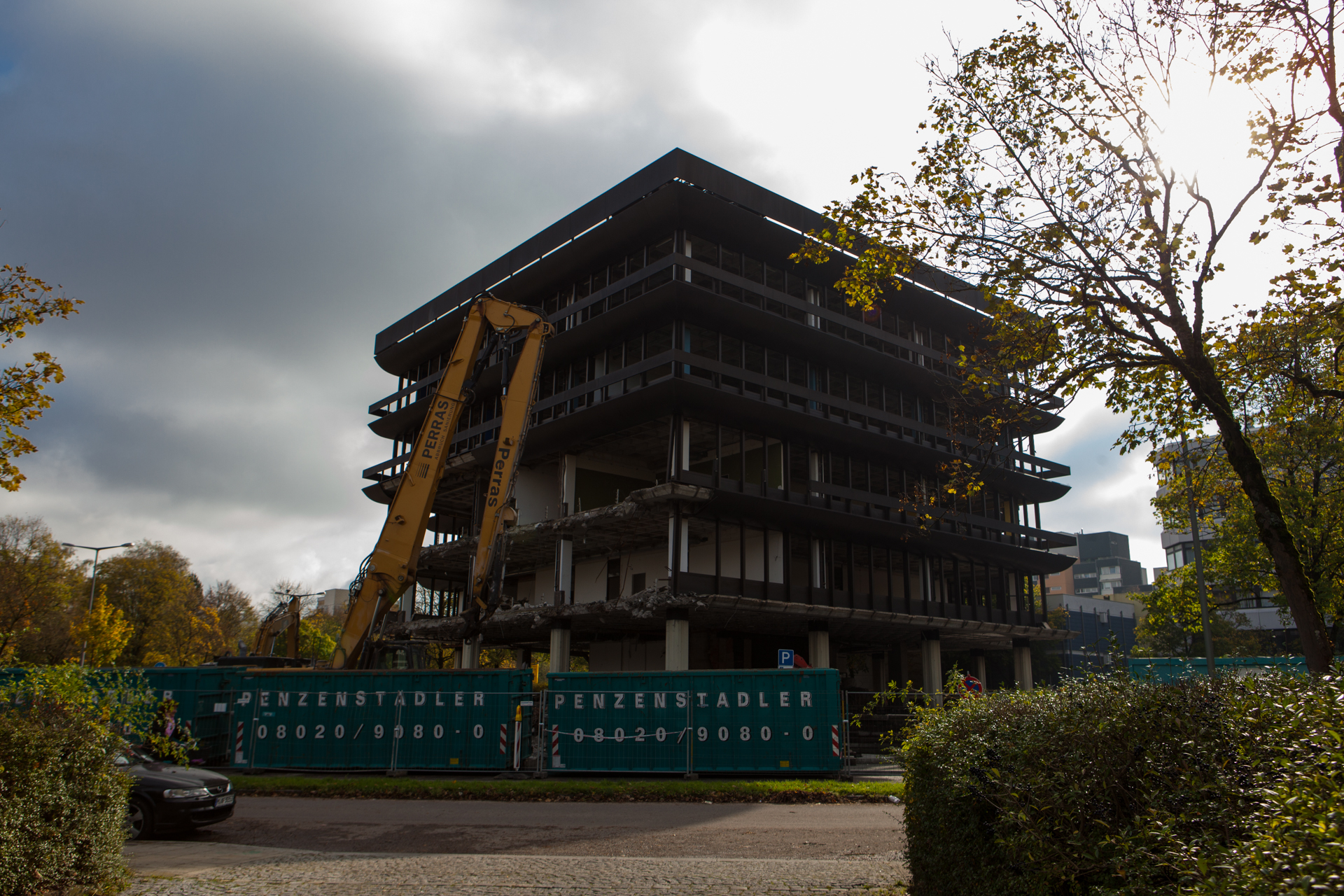 Neuperlacher Studentenwohnheim am Peschelanger und Karl-Marx-Ring