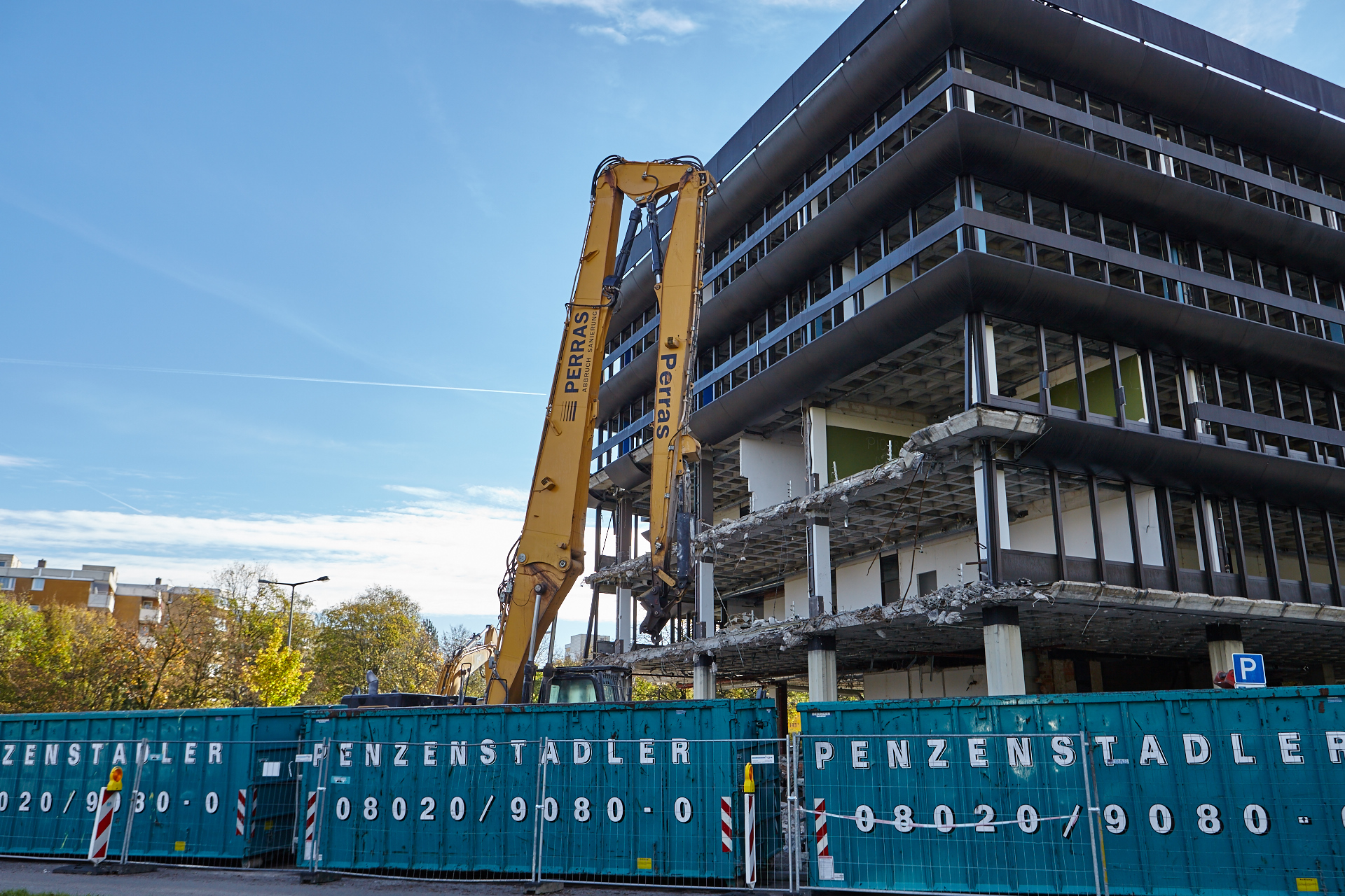 Neuperlacher Studentenwohnheim am Peschelanger und Karl-Marx-Ring