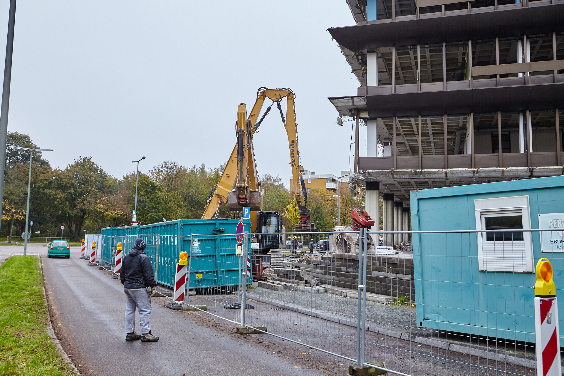 Neuperlacher Studentenwohnheim am Peschelanger und Karl-Marx-Ring